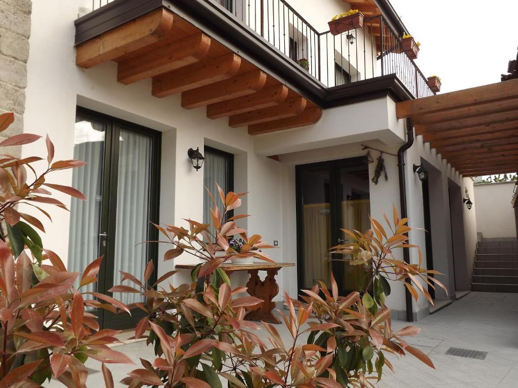 Agriturismo Cascina Rossano Провалио д'Исео Екстериор снимка