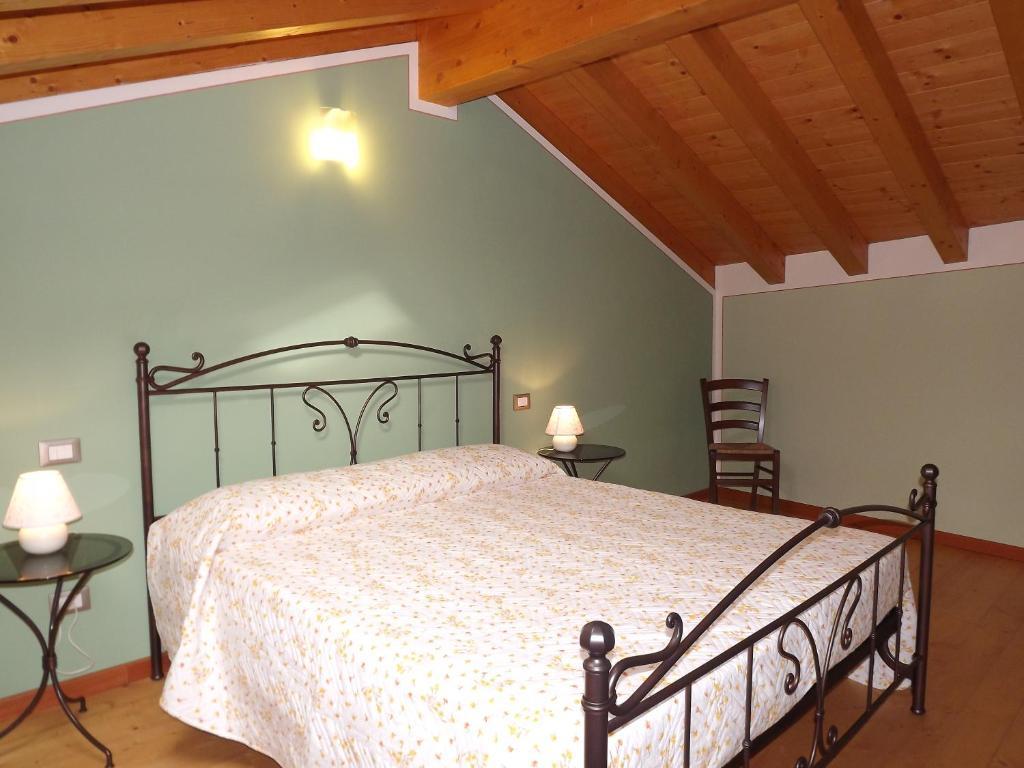 Agriturismo Cascina Rossano Провалио д'Исео Стая снимка