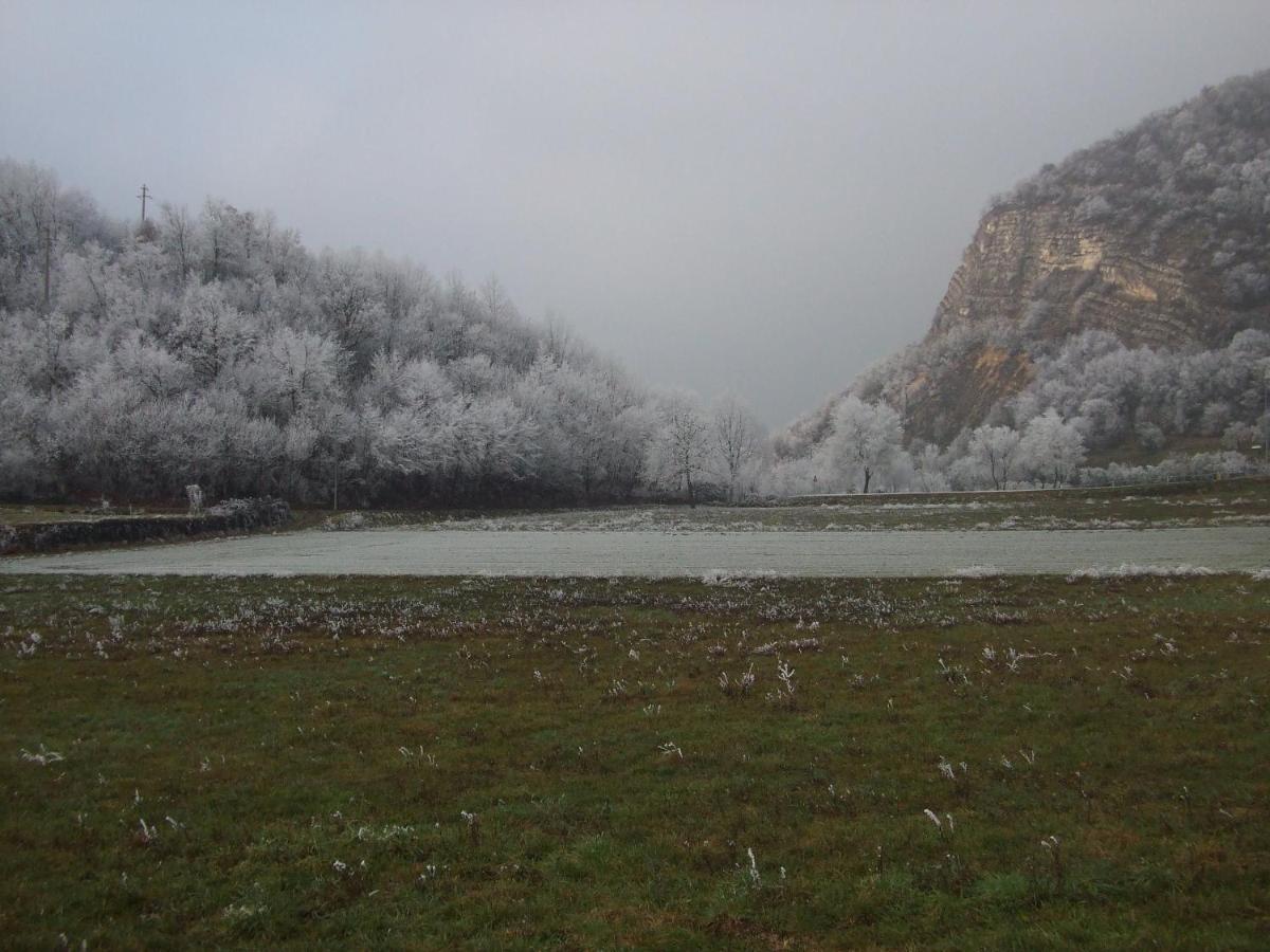 Agriturismo Cascina Rossano Провалио д'Исео Екстериор снимка